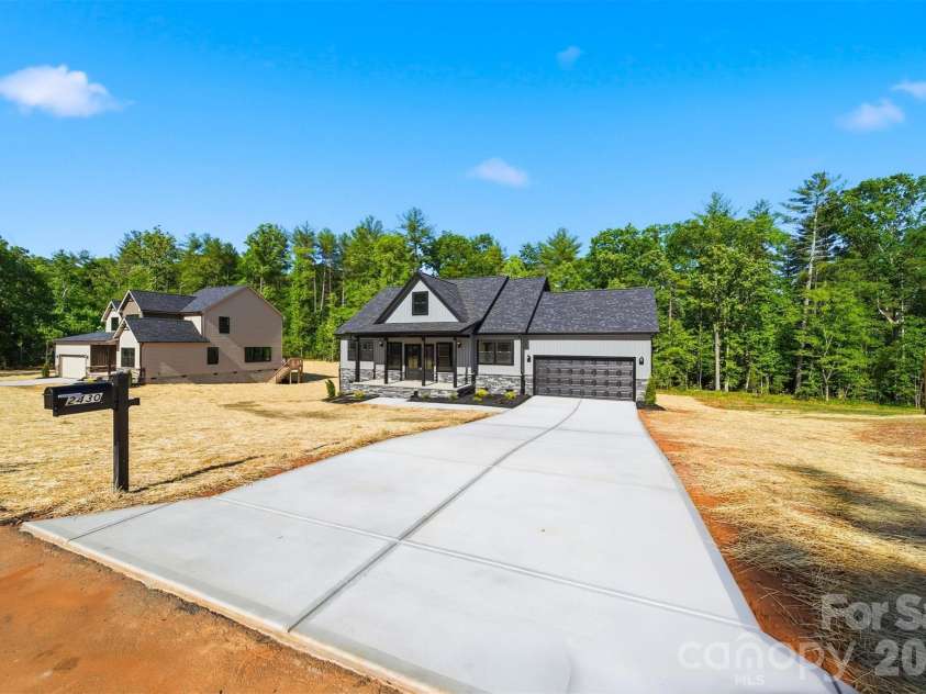 2430 Kimberly Avenue, Morganton, NC 28655.  MLS# CAR4373215, YatesRealty ID 26623. 