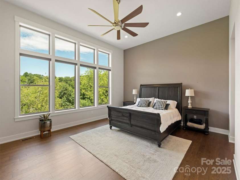 465 Daniel Circle Drive, Mills River, NC 28759.  MLS# CAR4310698, YatesRealty ID 26623. 