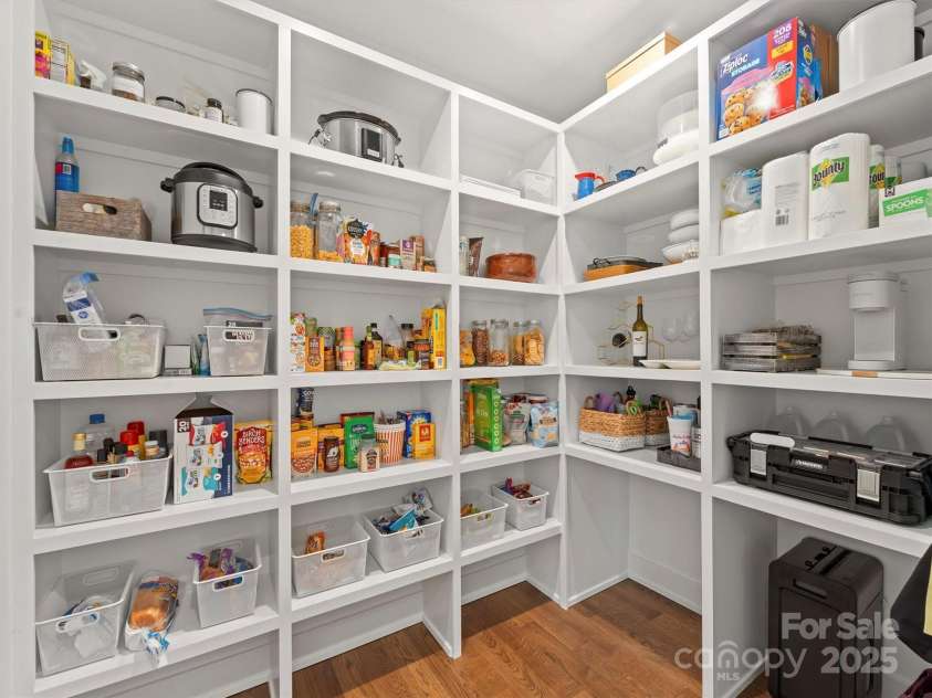 465 Daniel Circle Drive, Mills River, NC 28759.  MLS# CAR4310698, YatesRealty ID 26623. 