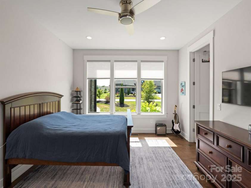 465 Daniel Circle Drive, Mills River, NC 28759.  MLS# CAR4310698, YatesRealty ID 26623. 