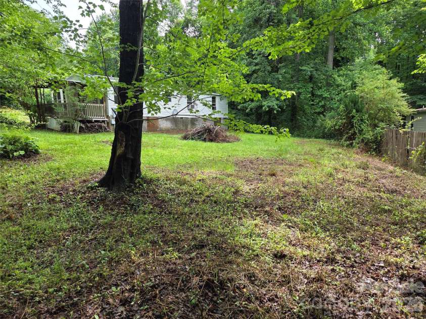 4 Boyer Drive, Black Mountain, NC 28711.  MLS# CAR4385462, YatesRealty ID 26625. 0.62 acres, mostly flat, zoned UR-8!
