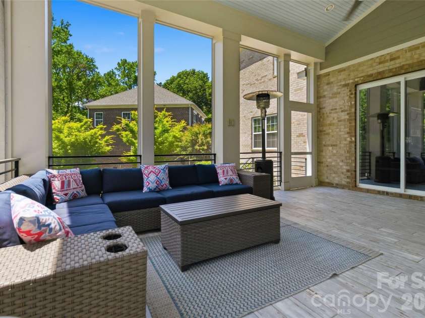 6526 Saint John Lane, Charlotte, NC 28210.  MLS# CAR4380627, YatesRealty ID 26626. Screened porch