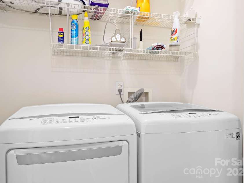 3900 Crimson Wing Drive, Indian Trail, NC 28079.  MLS# CAR4281526, YatesRealty ID 26628. 