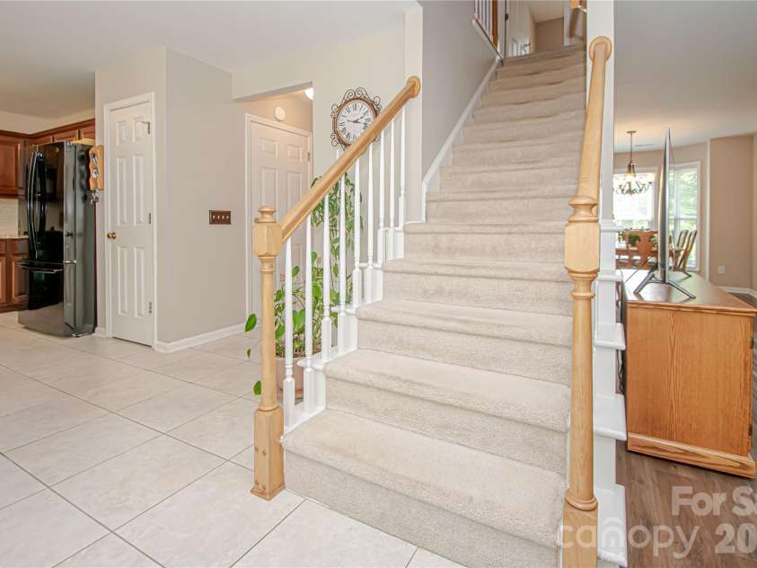 9301 Hanworth Trace Drive, Charlotte, NC 28277.  MLS# CAR4385450, YatesRealty ID 26628. 