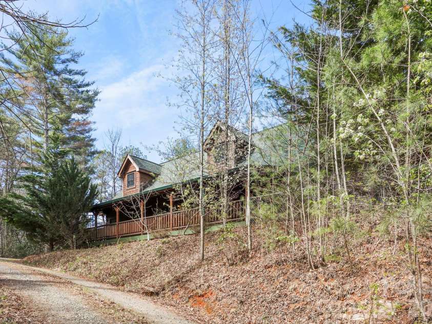 213 Big Valley Road, Pisgah Forest, NC 28768.  MLS# CAR4353319, YatesRealty ID 26629. Log Cabin 