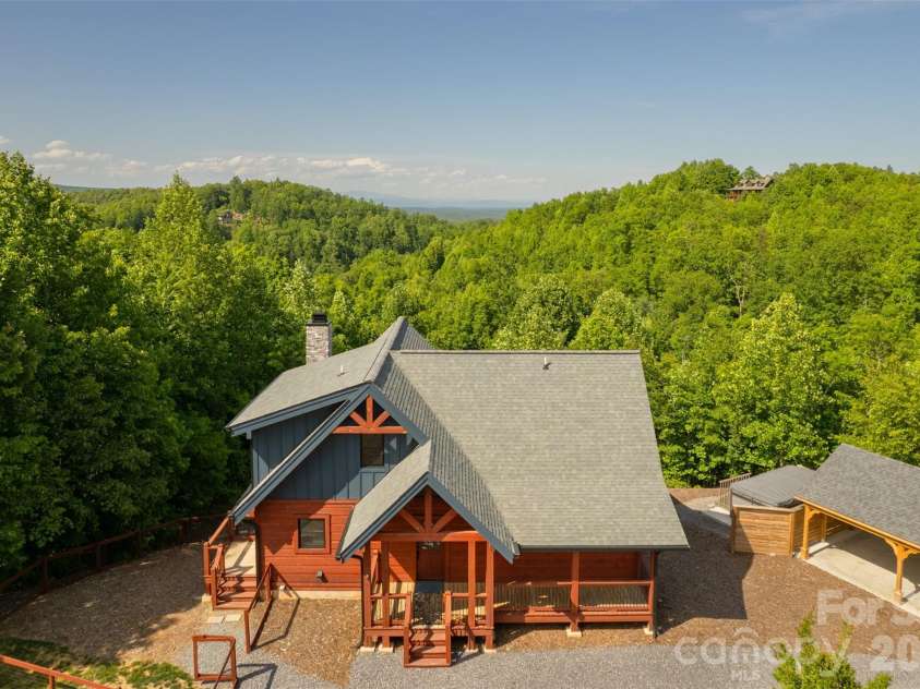 170 Summit Drive, Nebo, NC 28761.  MLS# CAR4378893, YatesRealty ID 2663. 