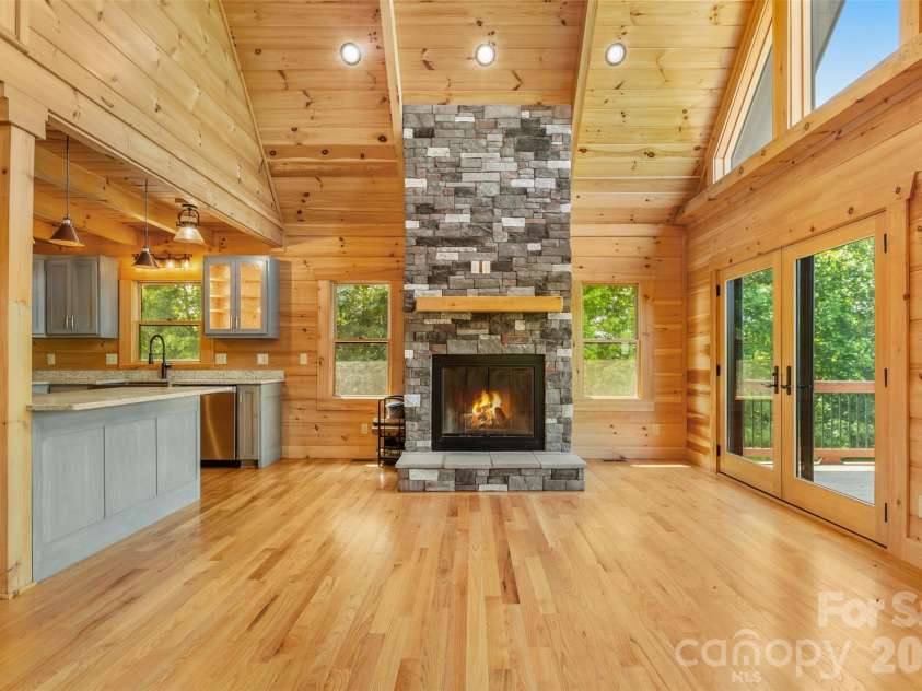 170 Summit Drive, Nebo, NC 28761.  MLS# CAR4378893, YatesRealty ID 2663. 