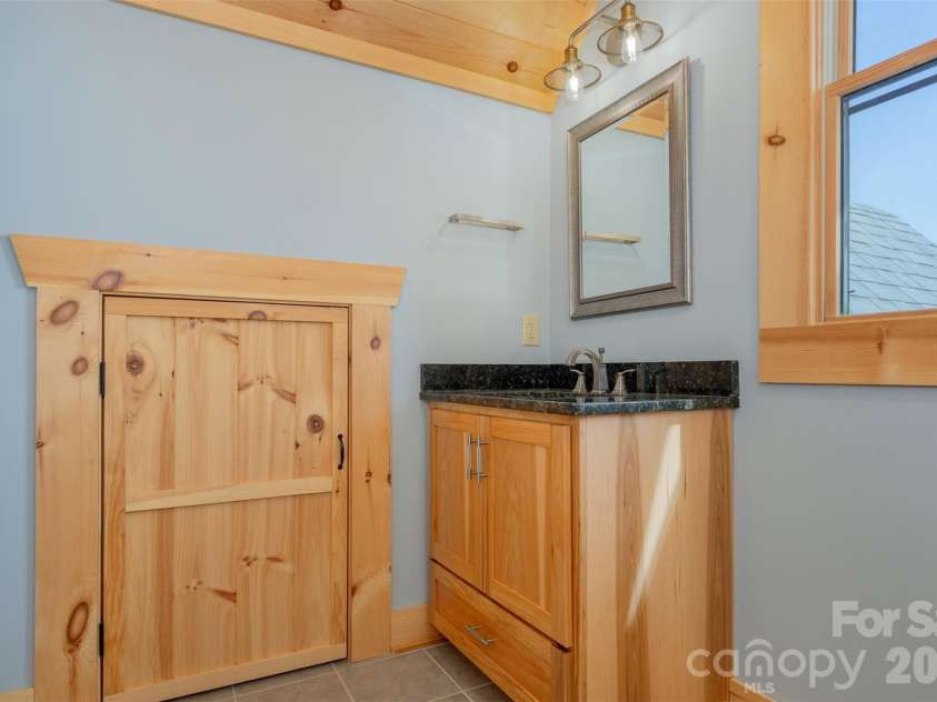 170 Summit Drive, Nebo, NC 28761.  MLS# CAR4378893, YatesRealty ID 2663. 