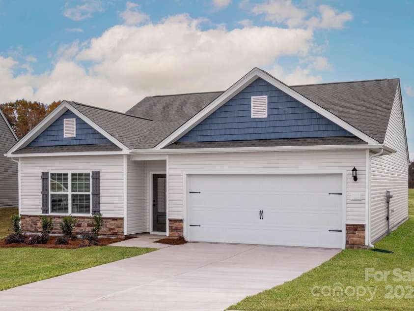 125 Rills Crossing Way, Troutman, NC 28166.  MLS# CAR4283107, YatesRealty ID 26630. 