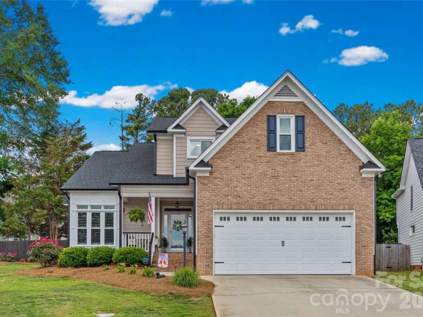 1241 Old Coach Lane, Rock Hill, SC 29732.  MLS# CAR4385541, YatesRealty ID 26631. 