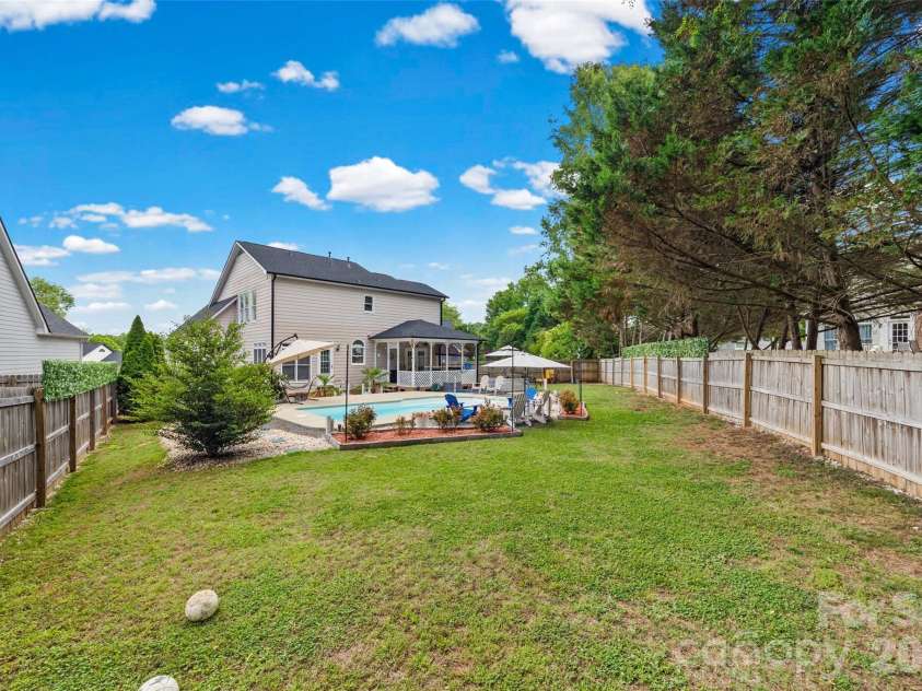 1241 Old Coach Lane, Rock Hill, SC 29732.  MLS# CAR4385541, YatesRealty ID 26631. Backyard
