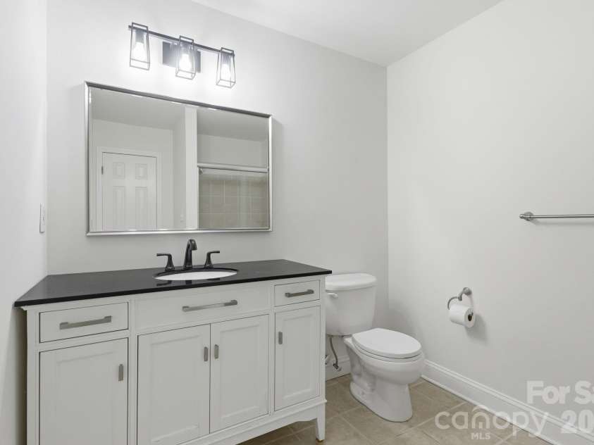 6535 Summerlin Place, Charlotte, NC 28226.  MLS# CAR4378322, YatesRealty ID 26632. 