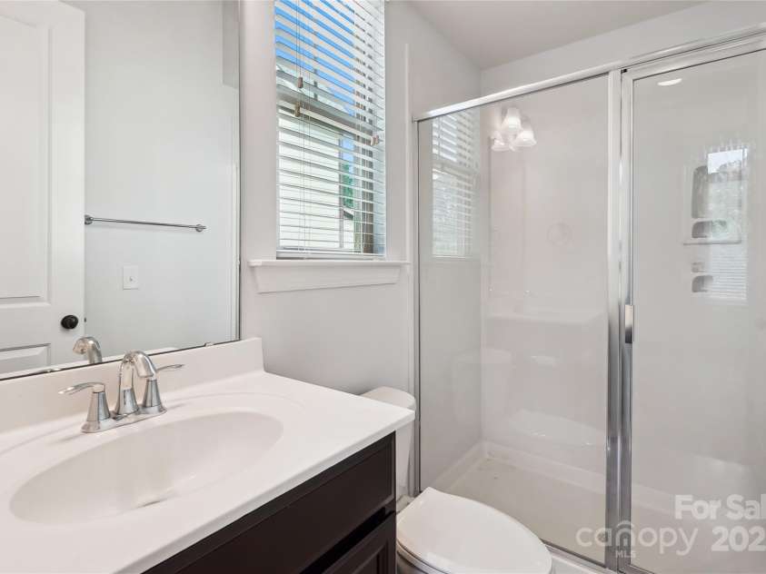 657 Chase Court, Fort Mill, SC 29708.  MLS# CAR4282996, YatesRealty ID 26632. Bathroom 4 - Main Level