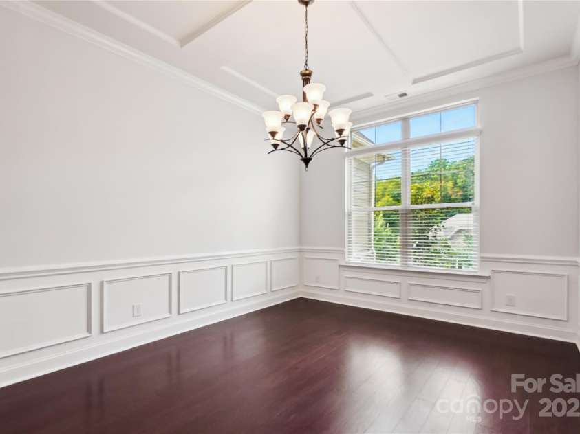 657 Chase Court, Fort Mill, SC 29708.  MLS# CAR4282996, YatesRealty ID 26632. Dining Room