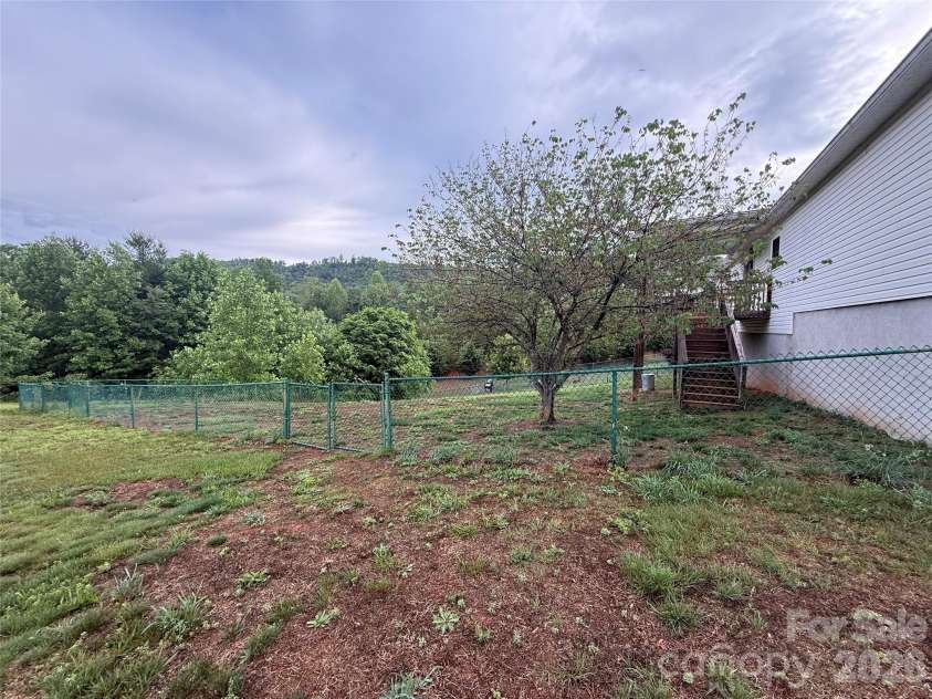 4460 Gouge Avenue, Morganton, NC 28655.  MLS# CAR4385748, YatesRealty ID 26634. 