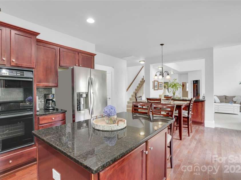 5706 Carter Woods Court, Waxhaw, NC 28173.  MLS# CAR4278861, YatesRealty ID 26634. 