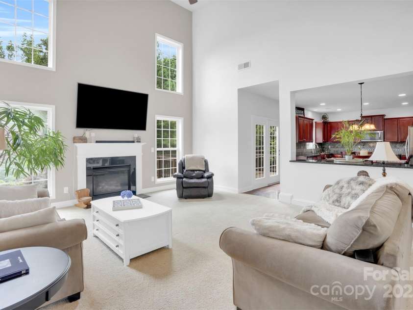 5706 Carter Woods Court, Waxhaw, NC 28173.  MLS# CAR4278861, YatesRealty ID 26634. 