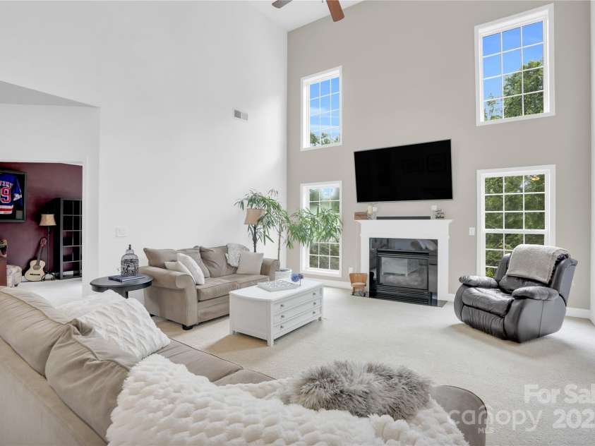 5706 Carter Woods Court, Waxhaw, NC 28173.  MLS# CAR4278861, YatesRealty ID 26634. 