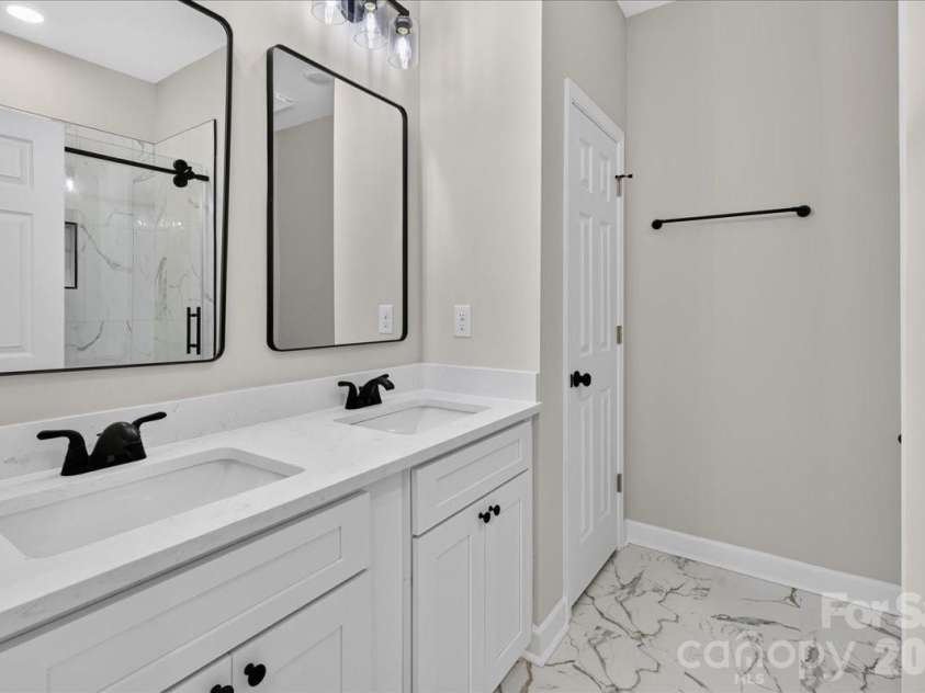 1038 Grady Street, Salisbury, NC 28144.  MLS# CAR4417922, YatesRealty ID 26636. 