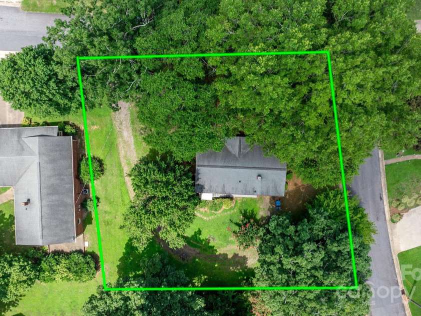 43 Forest Avenue, Granite Falls, NC 28630.  MLS# CAR4280774, YatesRealty ID 26638. 