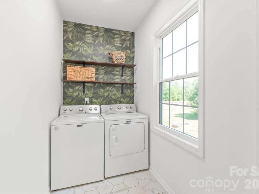 116 Damon Drive, Shelby, NC 28150.  MLS# CAR4375356, YatesRealty ID 26639. Laundry Room