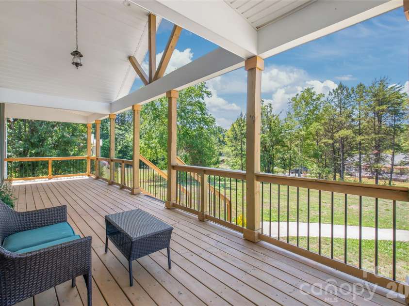 116 Damon Drive, Shelby, NC 28150.  MLS# CAR4375356, YatesRealty ID 26639. Relax on this inviting covered front porch