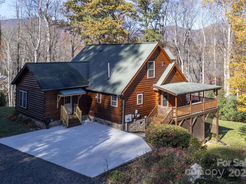 17 Aaron Way, Waynesville, NC 28786.  MLS# CAR4319469, YatesRealty ID 2664. New concrete Parking Area