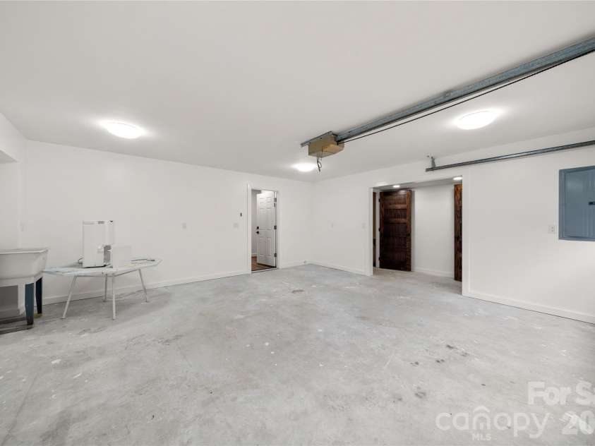 453 Friendly Acres Drive, Waynesville, NC 28786.  MLS# CAR4351574, YatesRealty ID 2664. Spacious 2-car garage
