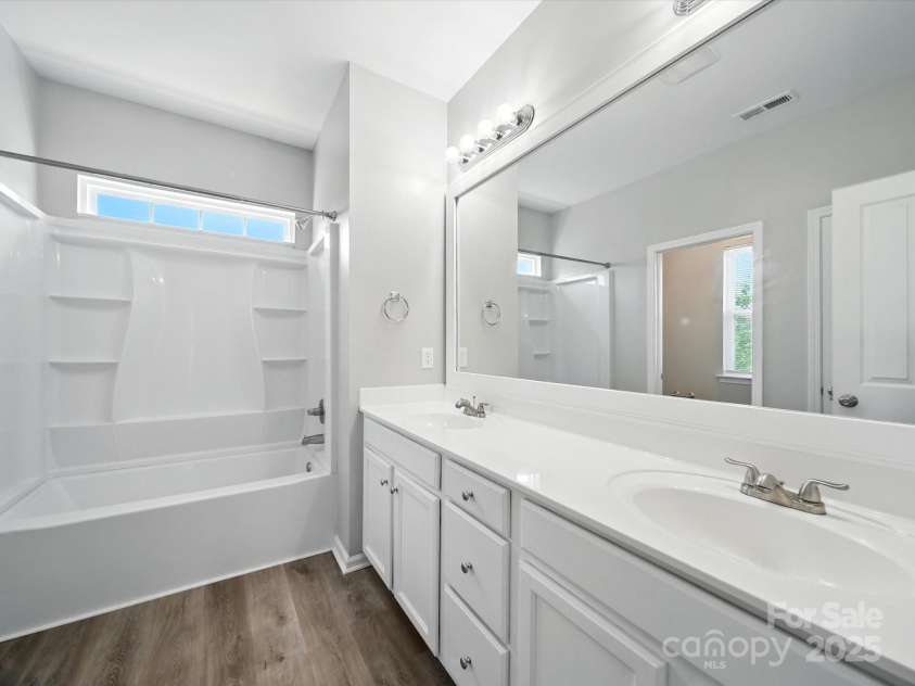 136 Morehouse Avenue, Mooresville, NC 28117.  MLS# CAR4282838, YatesRealty ID 26641. 