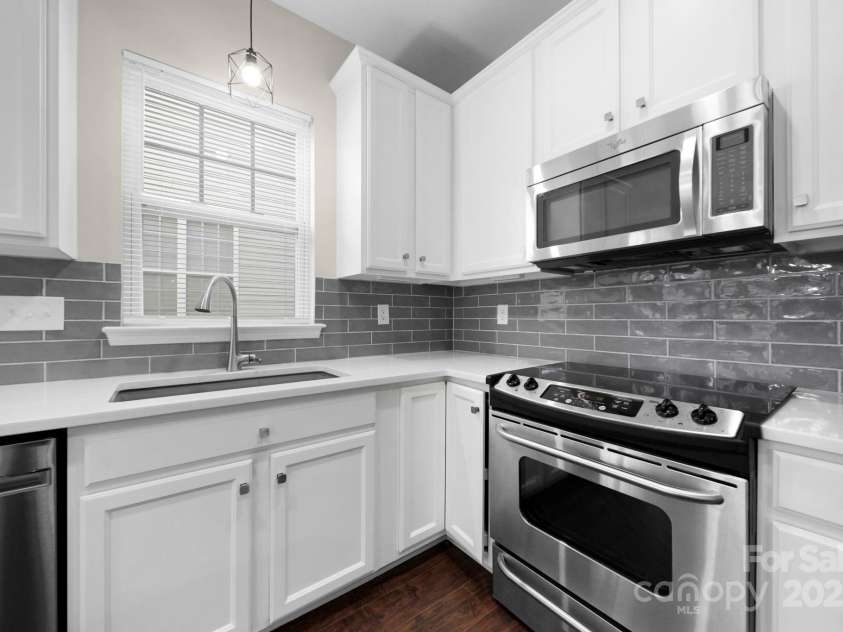 136 Morehouse Avenue, Mooresville, NC 28117.  MLS# CAR4322819, YatesRealty ID 26641. 