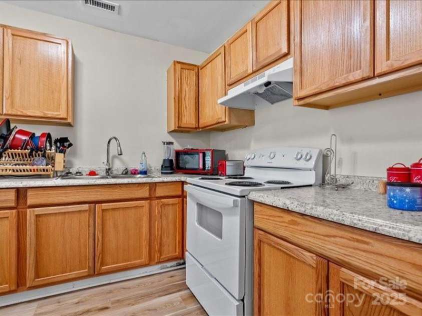111 Patsy Lane, Cheraw, SC 29520.  MLS# CAR4266597, YatesRealty ID 26643. 