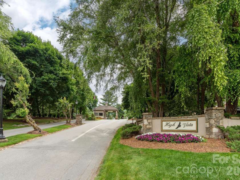 26 Walnut Drive, Mills River, NC 28759.  MLS# CAR4369713, YatesRealty ID 26643. High Vista Gated community, Main Gate
