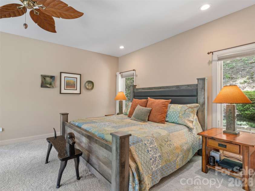 26 Walnut Drive, Mills River, NC 28759.  MLS# CAR4369713, YatesRealty ID 26643. Spacious Primary Suite