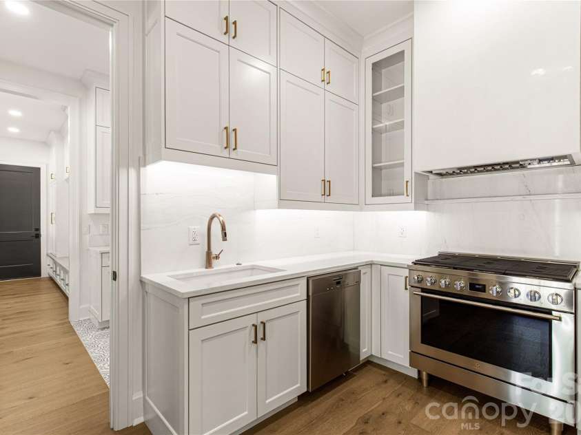8740 Kristie Lane, Indian Land, SC 29707.  MLS# CAR4380162, YatesRealty ID 26644. Catering kitchen