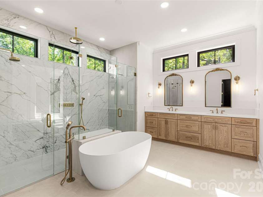 8740 Kristie Lane, Indian Land, SC 29707.  MLS# CAR4380162, YatesRealty ID 26644. Primary suite bathroom
