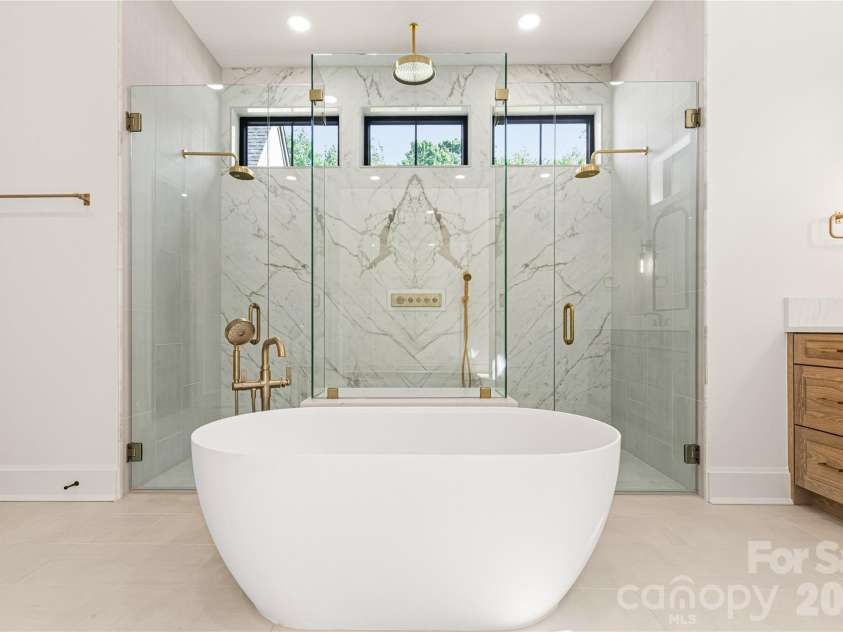 8740 Kristie Lane, Indian Land, SC 29707.  MLS# CAR4380162, YatesRealty ID 26644. Primary suite bathroom