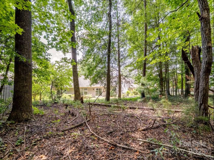 9101 Pembroke Court, Indian Land, SC 29707.  MLS# CAR4280996, YatesRealty ID 26645. 