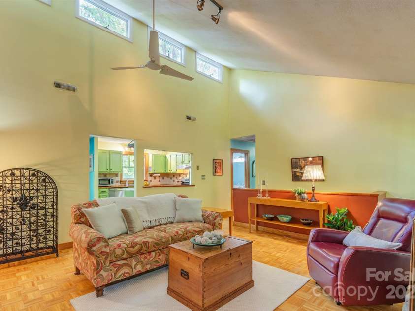 29 Whipporwill Drive, Weaverville, NC 28787.  MLS# CAR4280144, YatesRealty ID 26646. 
