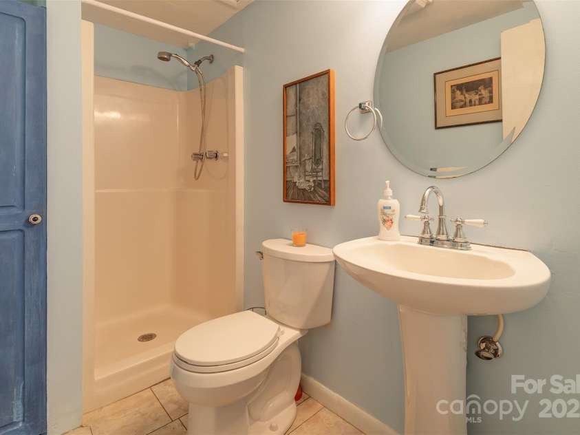 29 Whipporwill Drive, Weaverville, NC 28787.  MLS# CAR4280144, YatesRealty ID 26646. 