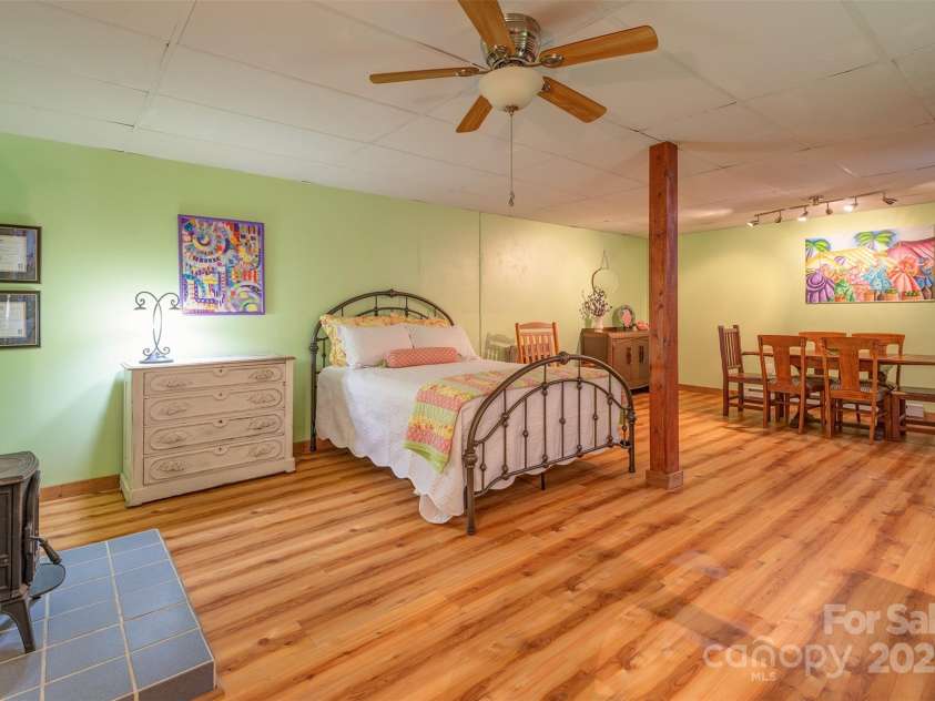29 Whipporwill Drive, Weaverville, NC 28787.  MLS# CAR4280144, YatesRealty ID 26646. 