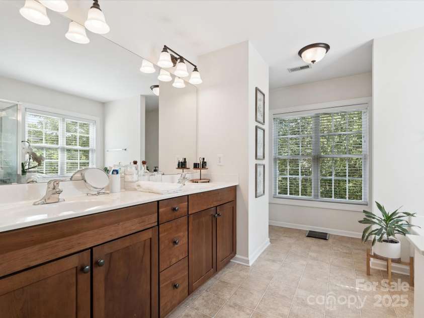 13930 Daltrey Lane, Charlotte, NC 28277.  MLS# CAR4276495, YatesRealty ID 26647. 
