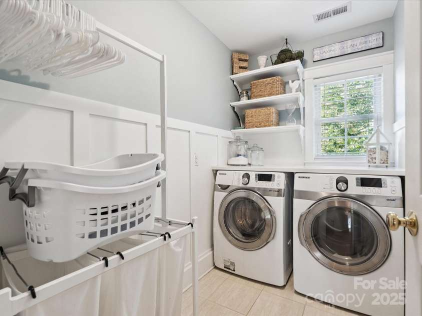13930 Daltrey Lane, Charlotte, NC 28277.  MLS# CAR4276495, YatesRealty ID 26647. 