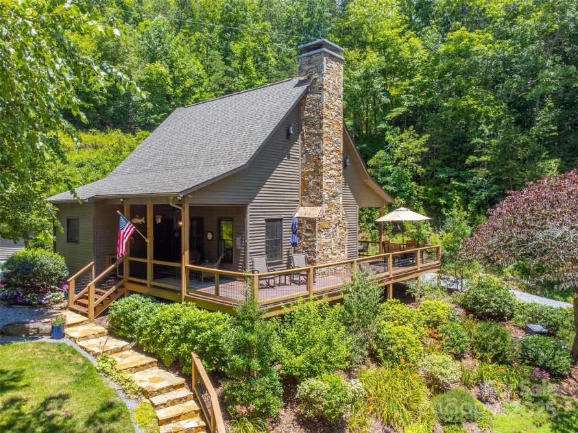 846 Duckback Trail, Whittier, NC 28789.  MLS# CAR4280274, YatesRealty ID 26648. 