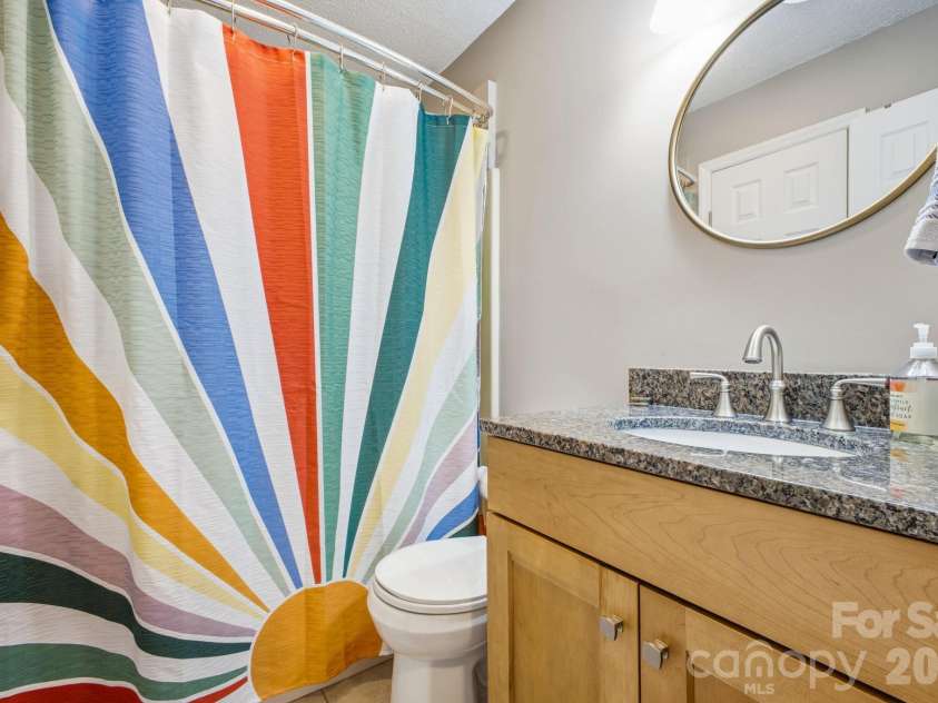 2305 Abbey Circle, Asheville, NC 28805.  MLS# CAR4387643, YatesRealty ID 26649. Secondary bath
