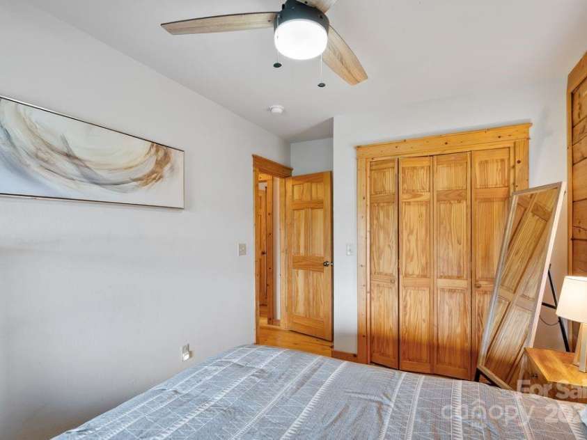 81 Scenic Wolf Drive, Mars Hill, NC 28754.  MLS# CAR4266287, YatesRealty ID 26649. Bedroom 3, Main Level