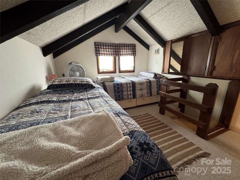 229 Birchwood Lane, Beech Mountain, NC 28604.  MLS# CAR4234563, YatesRealty ID 2665. 