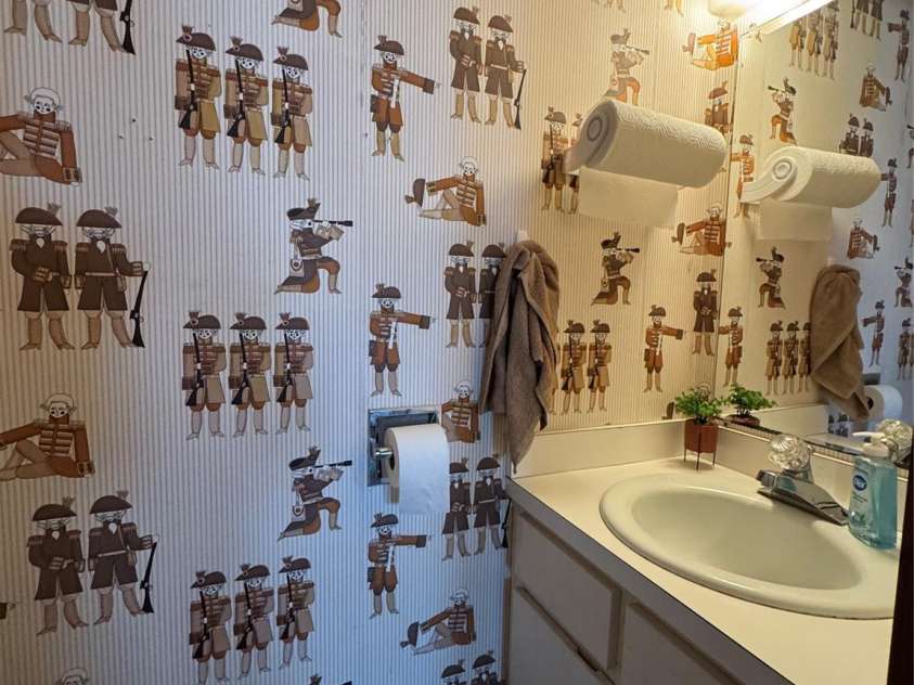 229 Birchwood Lane, Beech Mountain, NC 28604.  MLS# CAR4234563, YatesRealty ID 2665. Loft half bath