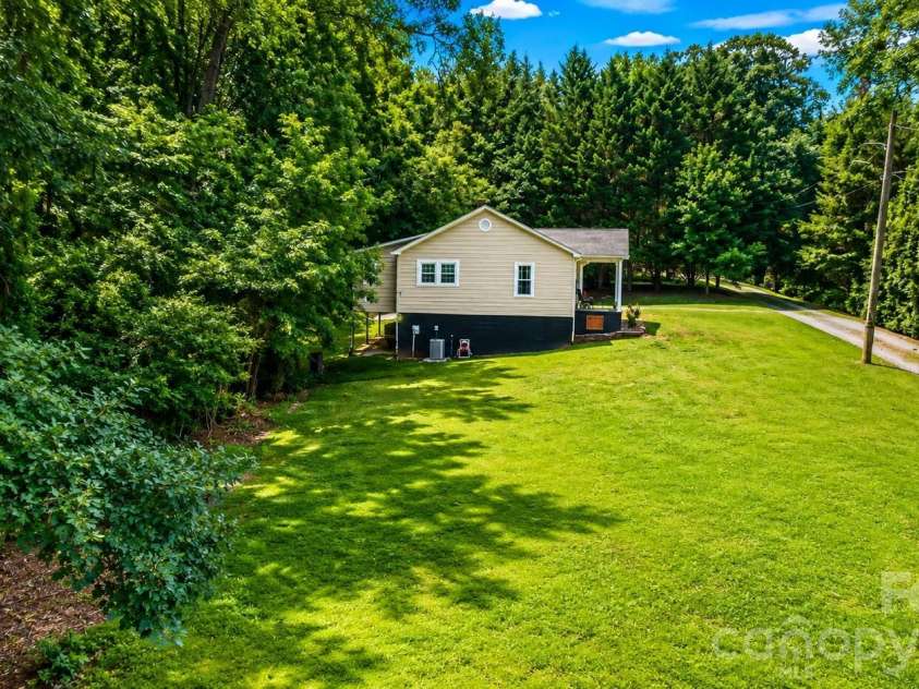 4243 Ralph Patton Road, Morganton, NC 28655.  MLS# CAR4387862, YatesRealty ID 26650. 