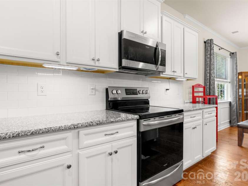 9053 Blue Dasher Drive, Clover, SC 29710.  MLS# CAR4386860, YatesRealty ID 26651. 