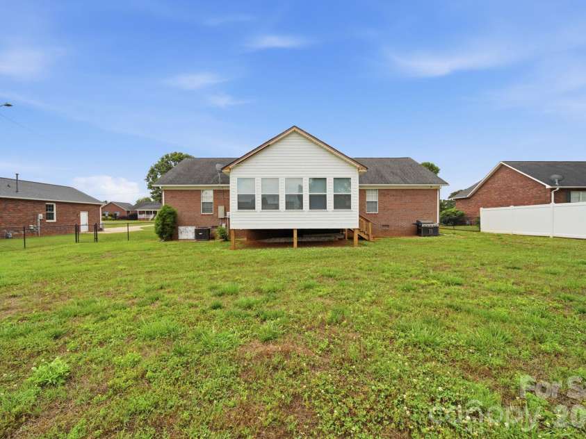 348 Palmer Circle, Rockwell, NC 28138.  MLS# CAR4386214, YatesRealty ID 26652. 